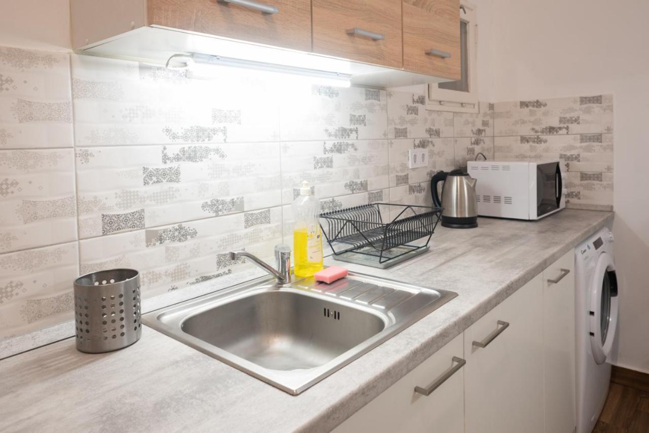 Cozy & Quiet Apartment Near Kiraly Street Free Parking, Ac, Perfect For 4 Guests! Budapeszt Zewnętrze zdjęcie